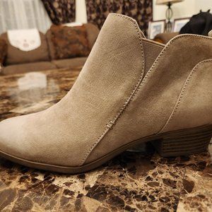 Women's ankle boots